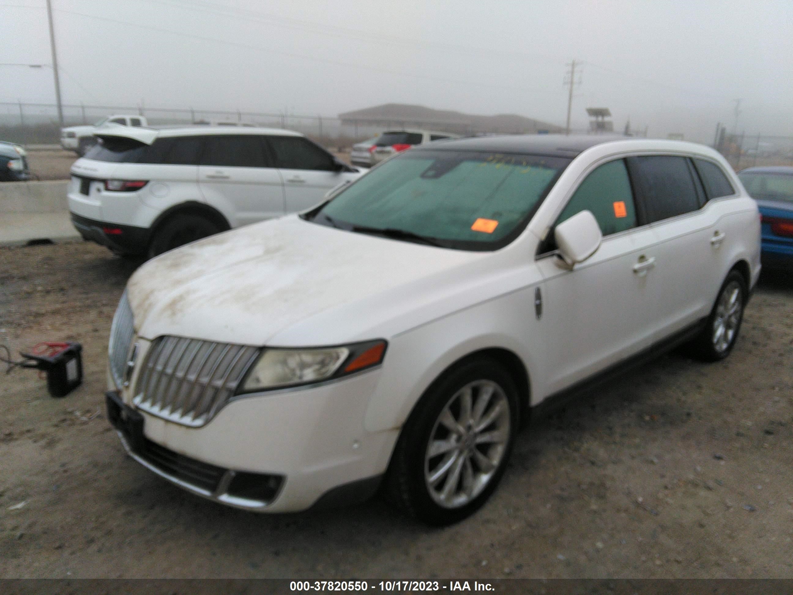 Photo 1 VIN: 2LMHJ5AT4ABJ06165 - LINCOLN MKT 