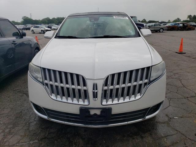 Photo 4 VIN: 2LMHJ5AT4BBJ50202 - LINCOLN MKT 