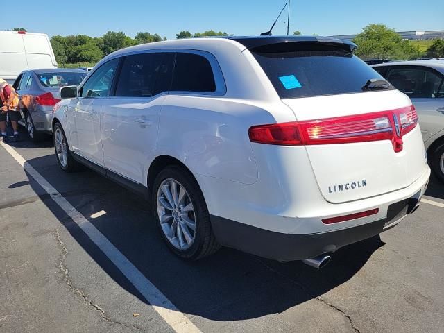 Photo 1 VIN: 2LMHJ5AT4BBJ52077 - LINCOLN MKT 