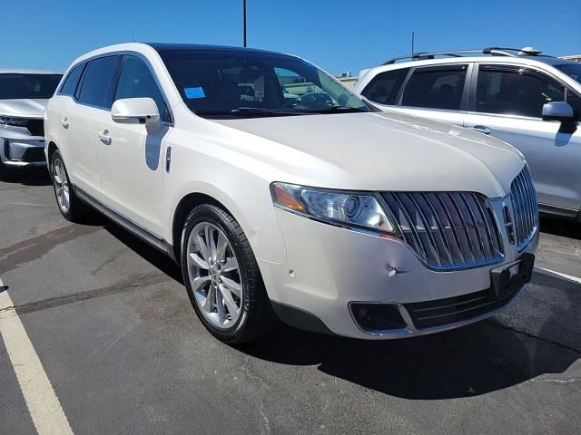 Photo 3 VIN: 2LMHJ5AT4BBJ52077 - LINCOLN MKT 