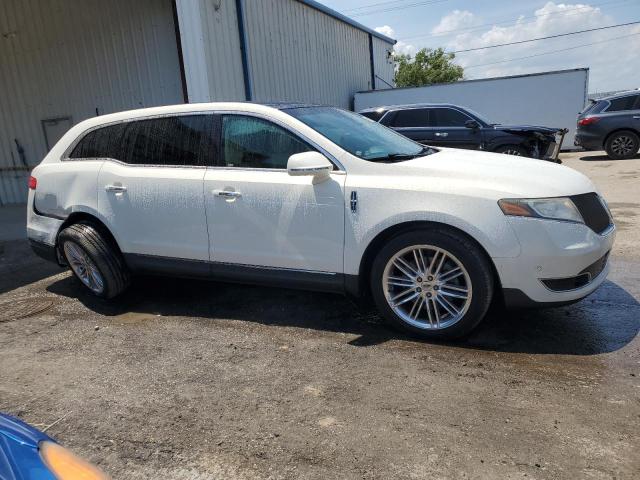 Photo 3 VIN: 2LMHJ5AT4DBL50516 - LINCOLN MKT 