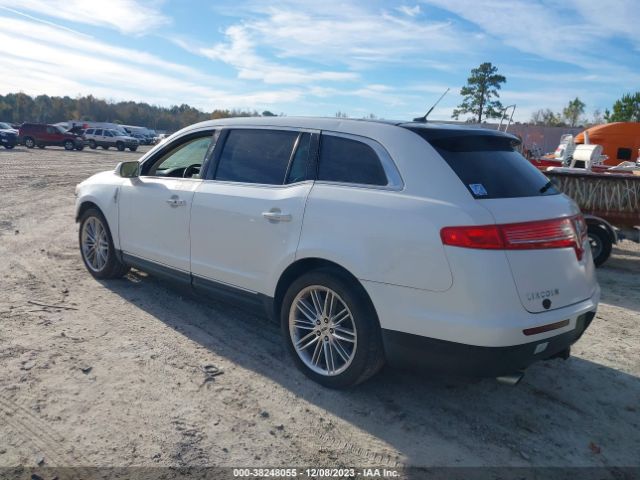 Photo 2 VIN: 2LMHJ5AT4EBL56415 - LINCOLN MKT 