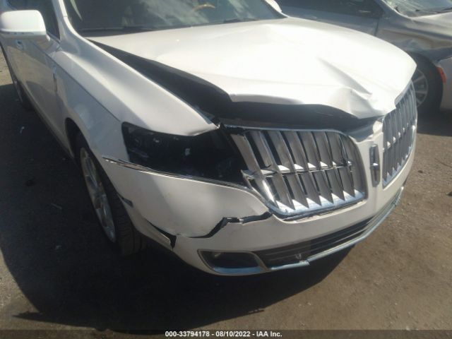 Photo 5 VIN: 2LMHJ5AT5ABJ07521 - LINCOLN MKT 