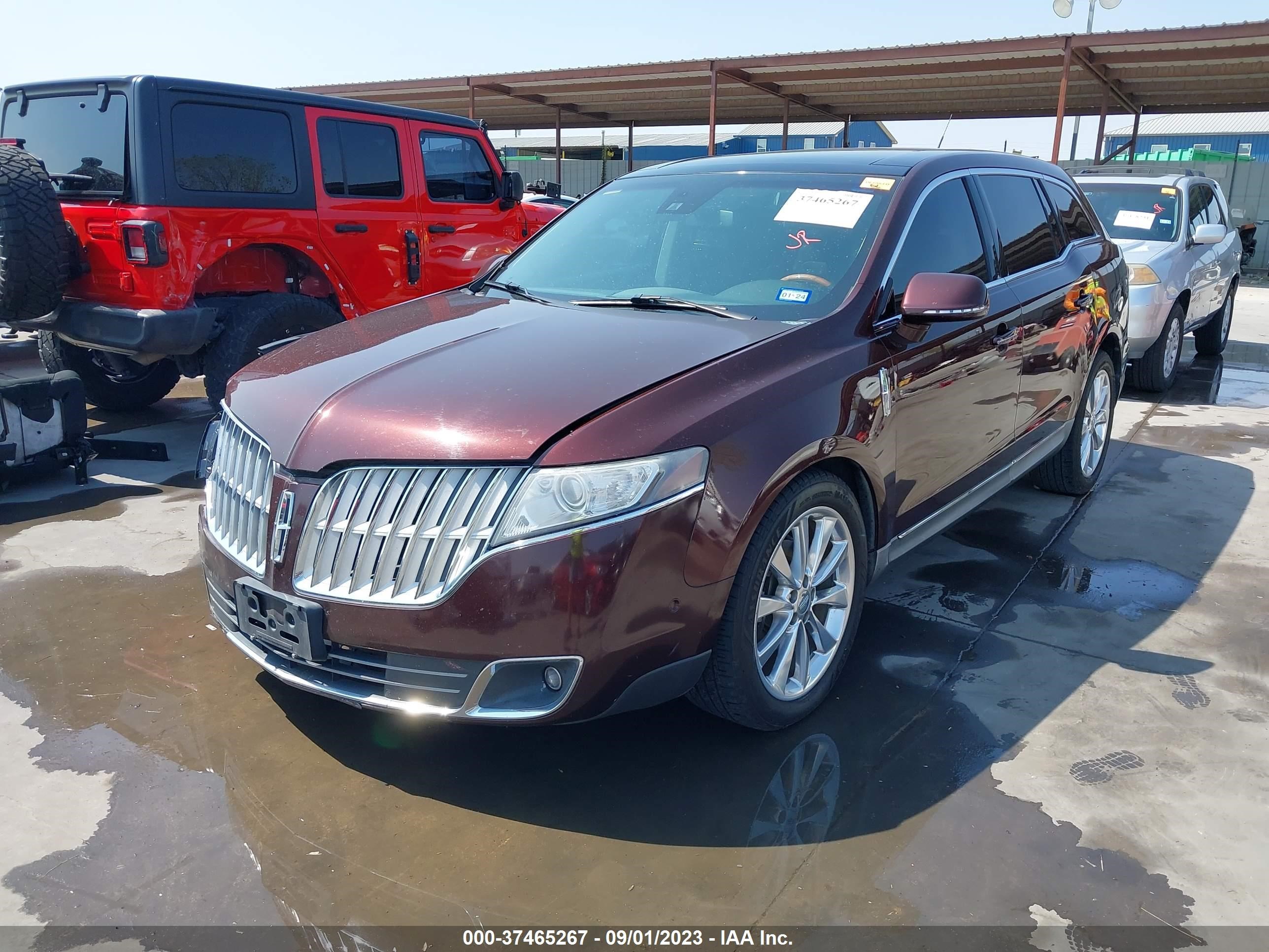 Photo 1 VIN: 2LMHJ5AT5CBL50913 - LINCOLN MKT 