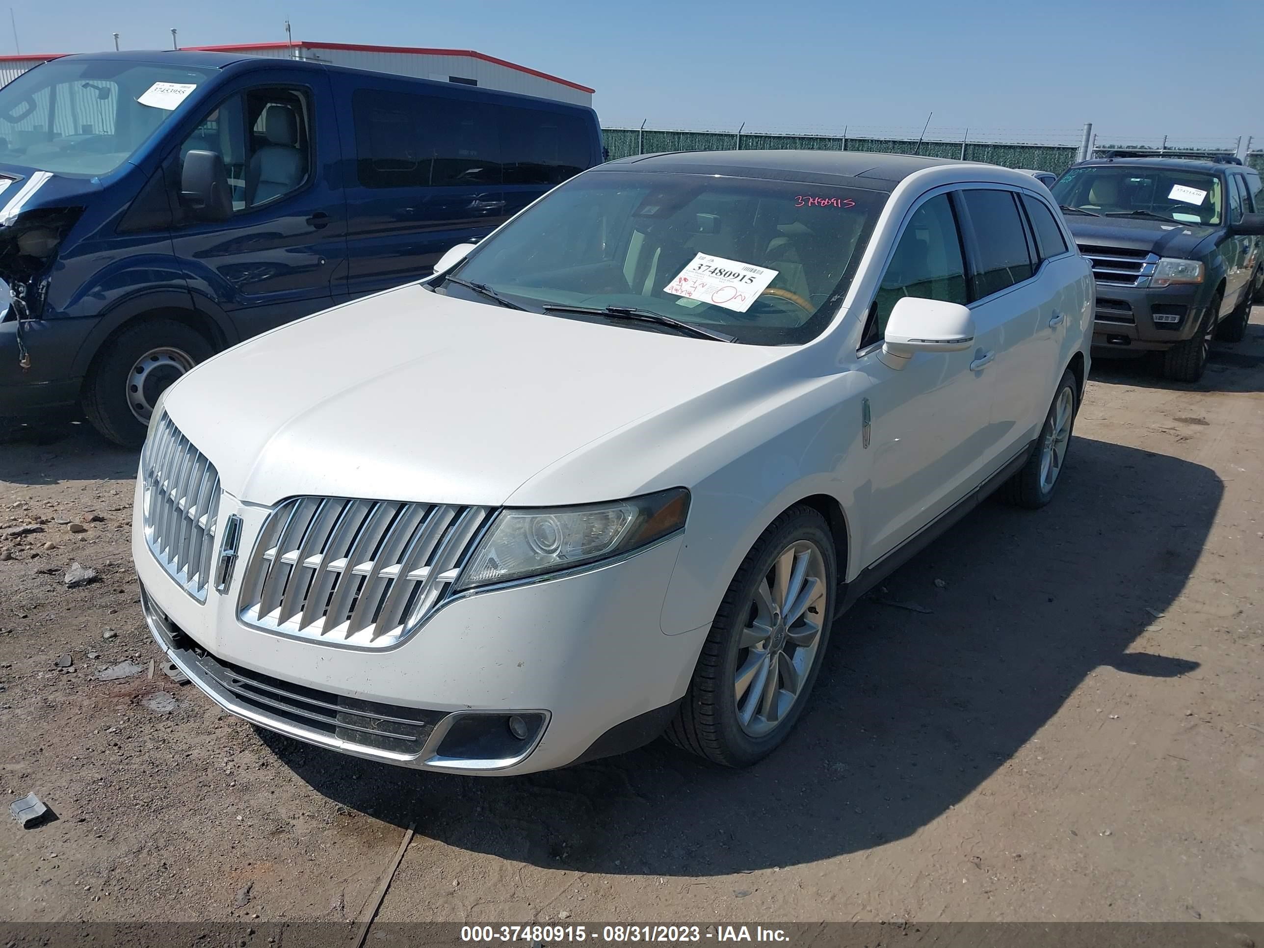 Photo 1 VIN: 2LMHJ5AT5CBL53696 - LINCOLN MKT 