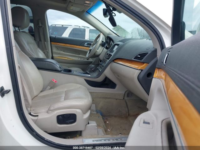 Photo 4 VIN: 2LMHJ5AT6CBL54971 - LINCOLN MKT 