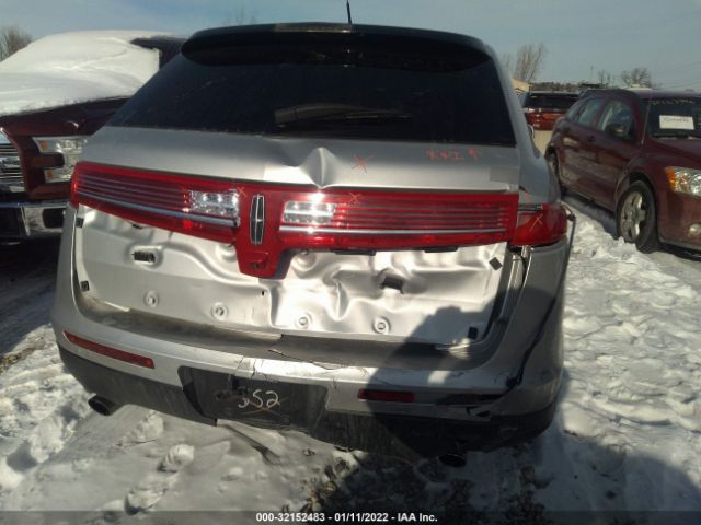 Photo 5 VIN: 2LMHJ5AT6JBL00552 - LINCOLN MKT 