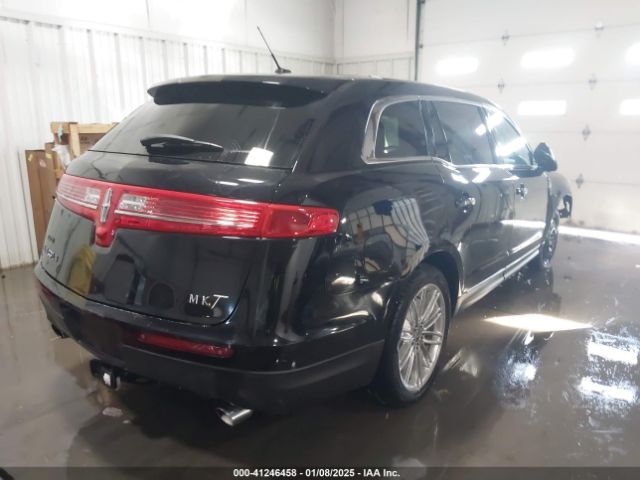 Photo 3 VIN: 2LMHJ5AT6KBL00214 - LINCOLN MKT 