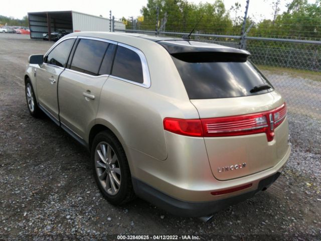 Photo 2 VIN: 2LMHJ5AT8ABJ29321 - LINCOLN MKT 