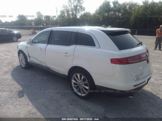 Photo 2 VIN: 2LMHJ5AT8BBJ50042 - LINCOLN MKT 