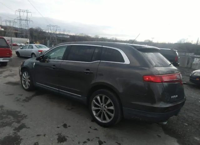 Photo 2 VIN: 2LMHJ5AT8BBJ53684 - LINCOLN MKT 