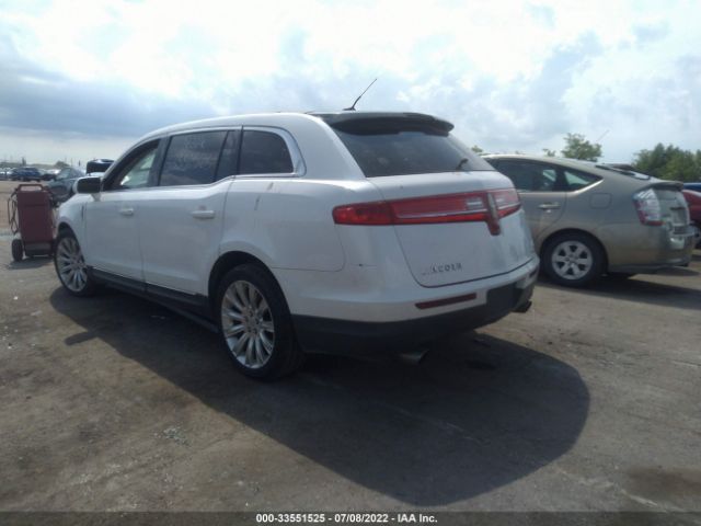 Photo 2 VIN: 2LMHJ5AT9BBJ51894 - LINCOLN MKT 