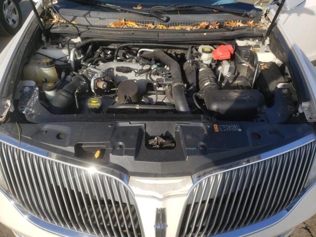 Photo 10 VIN: 2LMHJ5AT9DBL55551 - LINCOLN MKT 