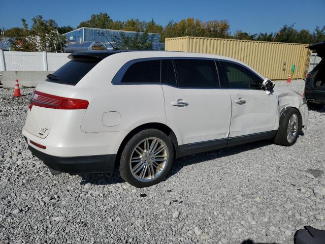 Photo 2 VIN: 2LMHJ5AT9EBL51520 - LINCOLN MKT 