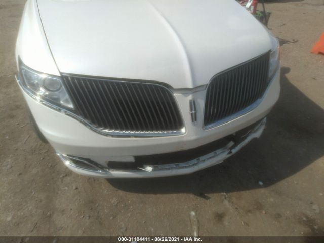 Photo 5 VIN: 2LMHJ5AT9EBL56863 - LINCOLN MKT 