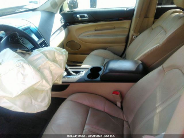 Photo 4 VIN: 2LMHJ5AT9GBL01431 - LINCOLN MKT 