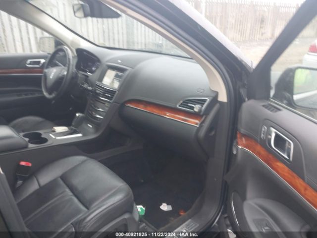 Photo 4 VIN: 2LMHJ5AT9GBL02059 - LINCOLN MKT 