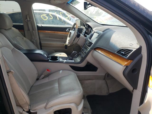 Photo 4 VIN: 2LMHJ5ATXABJ10463 - LINCOLN MKT 