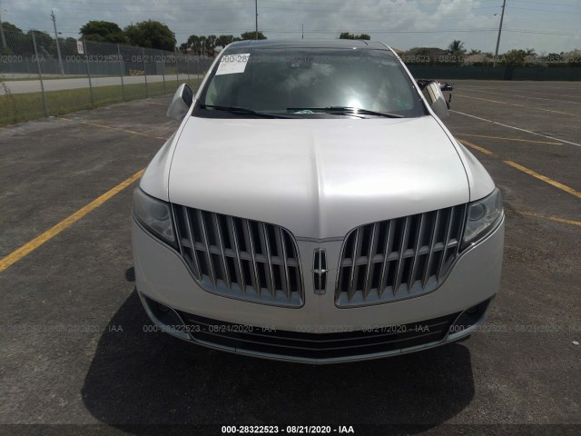 Photo 5 VIN: 2LMHJ5ATXABJ50106 - LINCOLN MKT 