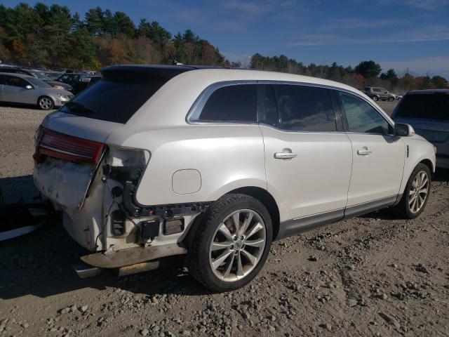 Photo 2 VIN: 2LMHJ5ATXBBJ52908 - LINCOLN MKT 