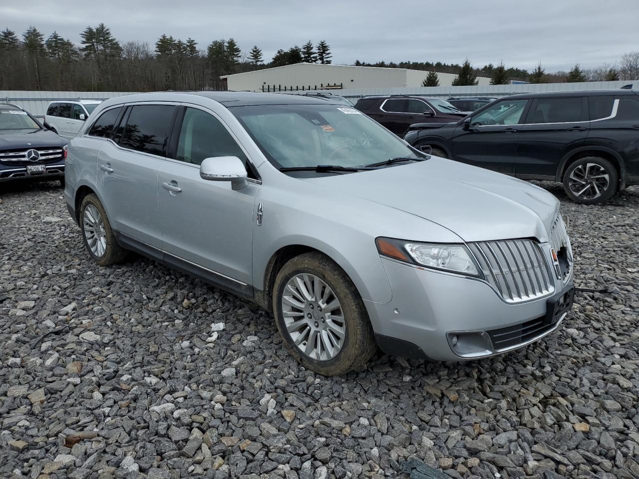 Photo 3 VIN: 2LMHJ5ATXCBL54942 - LINCOLN MKT 