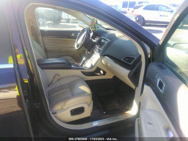 Photo 4 VIN: 2LMHJ5ATXDBL57762 - LINCOLN MKT 