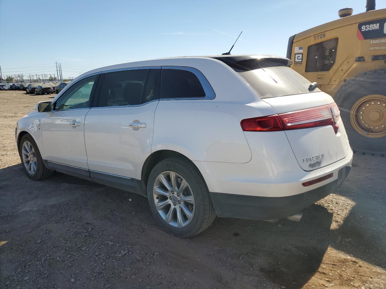 Photo 1 VIN: 2LMHJ5ATXEBL57715 - LINCOLN MKT 