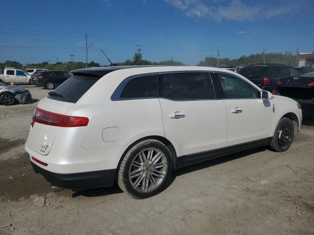 Photo 2 VIN: 2LMHJ5ATXEBL58945 - LINCOLN MKT 