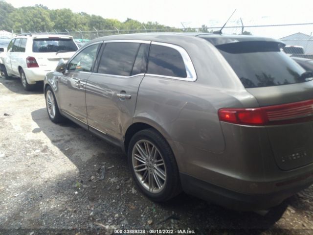 Photo 2 VIN: 2LMHJ5ATXFBL01131 - LINCOLN MKT 