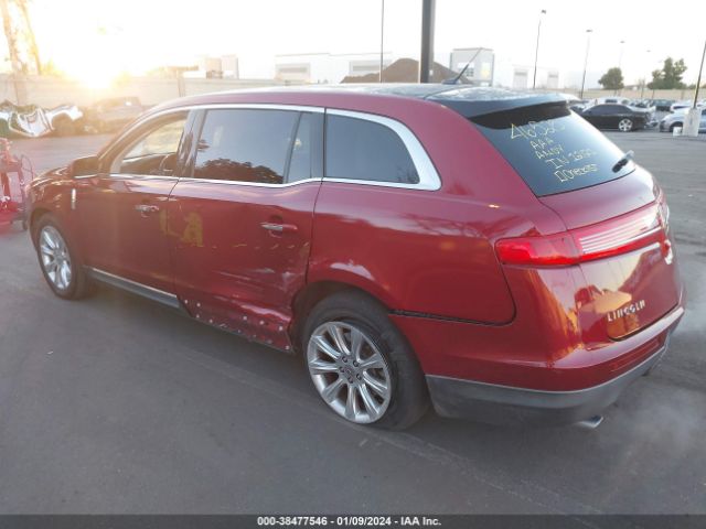 Photo 2 VIN: 2LMHJ5ATXFBL02361 - LINCOLN MKT 