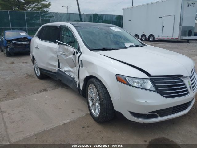 Photo 0 VIN: 2LMHJ5ATXJBL01672 - LINCOLN MKT 