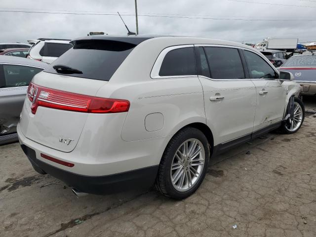 Photo 2 VIN: 2LMHJ5ATXKBL01169 - LINCOLN MKT 