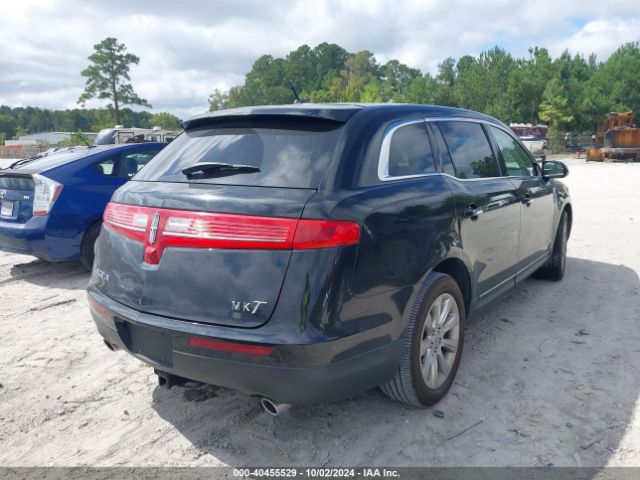 Photo 3 VIN: 2LMHJ5FK4FBL02016 - LINCOLN MKT 