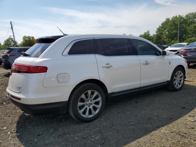 Photo 2 VIN: 2LMHJ5FKXEBL53423 - LINCOLN MKT 