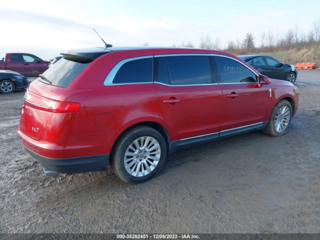 Photo 3 VIN: 2LMHJ5FR0CBL51920 - LINCOLN MKT 