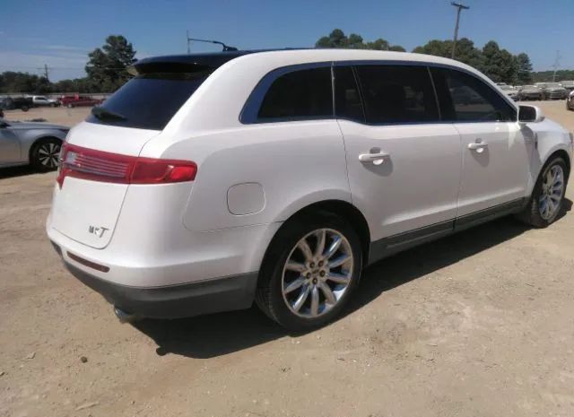 Photo 3 VIN: 2LMHJ5FR2ABJ03732 - LINCOLN MKT 