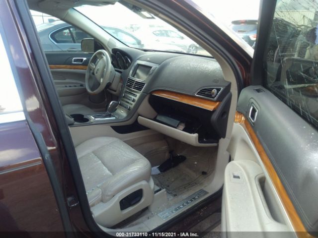 Photo 4 VIN: 2LMHJ5FR2ABJ04637 - LINCOLN MKT 