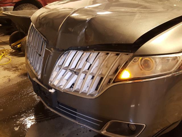 Photo 8 VIN: 2LMHJ5FR2ABJ10292 - LINCOLN MKT 