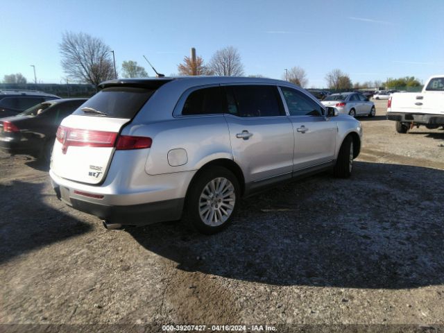 Photo 3 VIN: 2LMHJ5FR2CBL51949 - LINCOLN MKT 