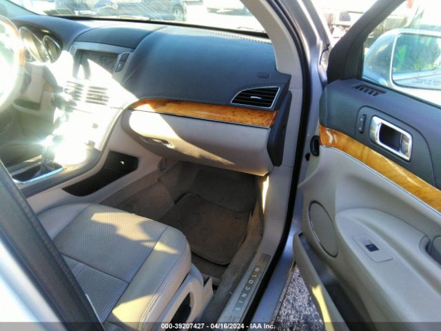 Photo 4 VIN: 2LMHJ5FR2CBL51949 - LINCOLN MKT 