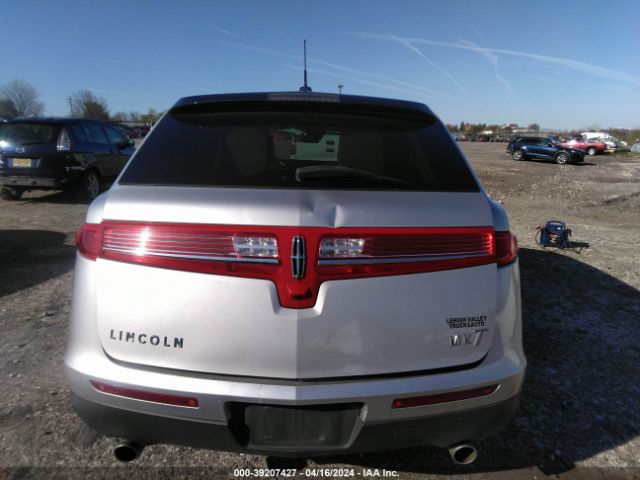 Photo 5 VIN: 2LMHJ5FR2CBL51949 - LINCOLN MKT 