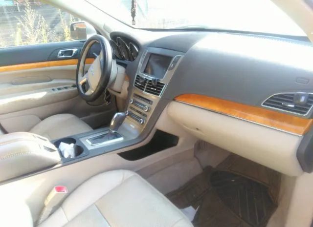 Photo 4 VIN: 2LMHJ5FR3ABJ04601 - LINCOLN MKT 