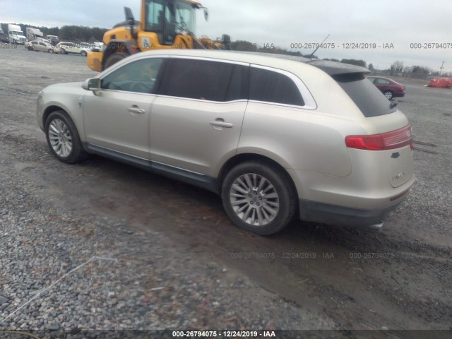 Photo 2 VIN: 2LMHJ5FR3ABJ12164 - LINCOLN MKT 