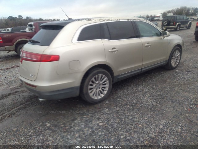 Photo 3 VIN: 2LMHJ5FR3ABJ12164 - LINCOLN MKT 