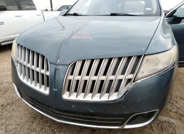 Photo 5 VIN: 2LMHJ5FR3ABJ24041 - LINCOLN MKT 