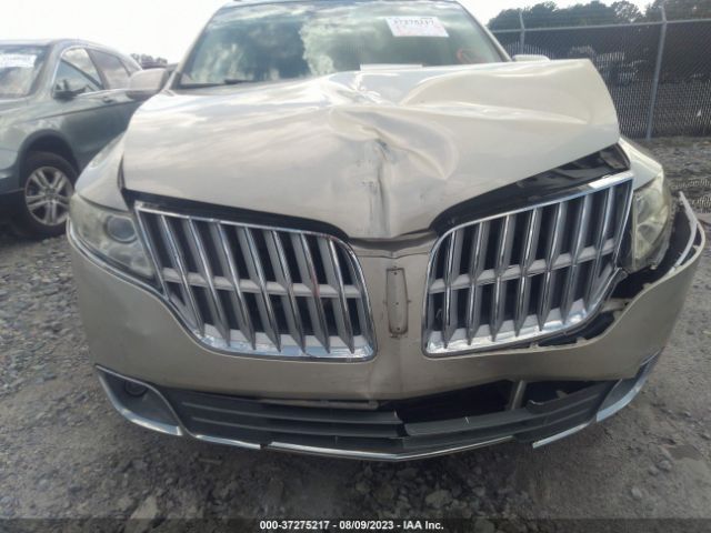 Photo 9 VIN: 2LMHJ5FR3BBJ54030 - LINCOLN MKT 