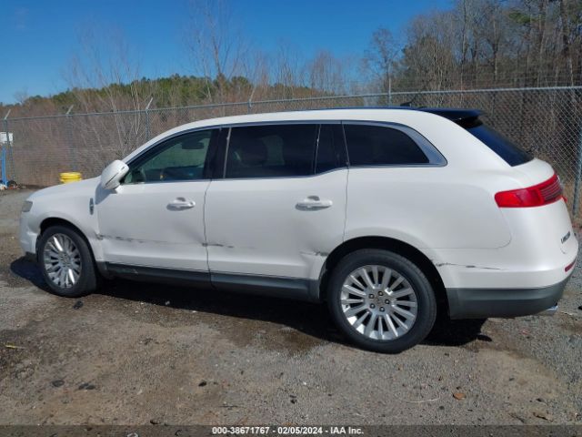 Photo 5 VIN: 2LMHJ5FR6BBJ50151 - LINCOLN MKT 