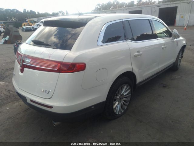 Photo 3 VIN: 2LMHJ5FR6CBL51307 - LINCOLN MKT 