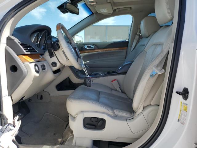 Photo 6 VIN: 2LMHJ5FR7ABJ20929 - LINCOLN MKT 