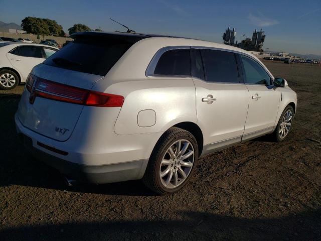 Photo 2 VIN: 2LMHJ5FR9ABJ25985 - LINCOLN MKT 